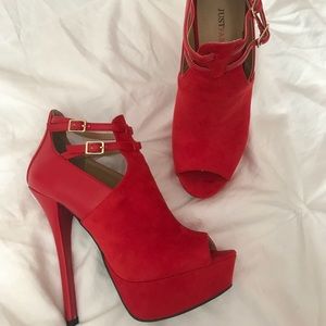 Red booties size 7.5